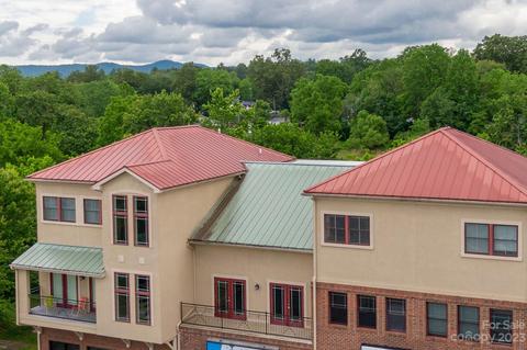 475 Church St #B, Hendersonville, NC 28792