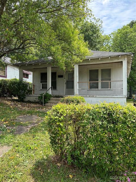 328 Weathers St, Shelby, NC 28150