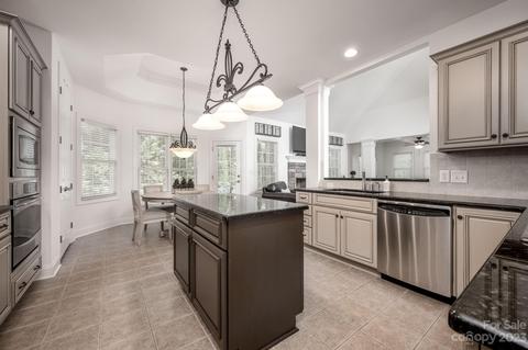 322 Bent Tree Dr, Stanley, NC 28164 photo 9