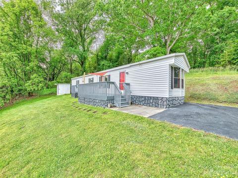 1060 East St, Waynesville, NC 28786
