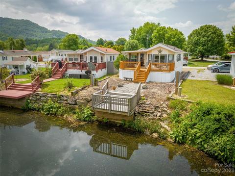 230 Pike Pt, Waynesville, NC 28785