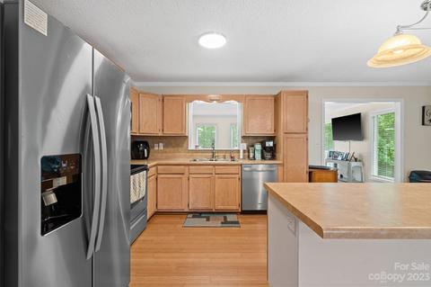4292 Hunters Run, Trinity, NC 27370 photo 16