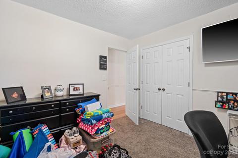 4292 Hunters Run, Trinity, NC 27370 photo 22