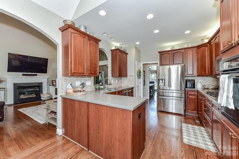 2043 Applebrook Dr, Wesley Chapel, NC 28173 photo 15