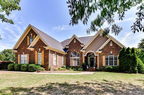 2043 Applebrook Dr, Wesley Chapel, NC 28173