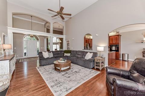 2043 Applebrook Dr, Wesley Chapel, NC 28173 photo 12