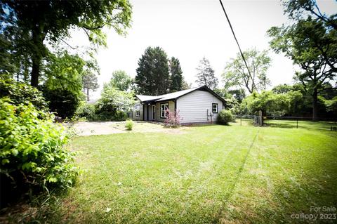 612 Ole Lamp Ln, Gastonia, NC 28056