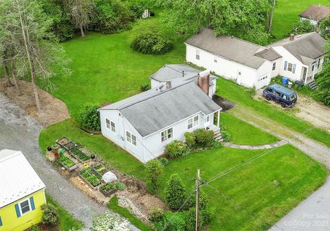65 Robinson Ave, Brevard, NC 28712