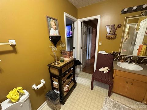 1377 Pear Dr, Conover, NC 28613 photo 22