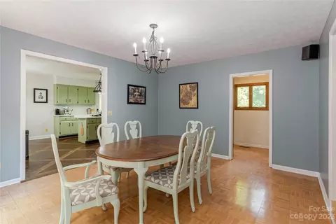 47 Robert E Lee Dr, Flat Rock, NC 28731 photo 11
