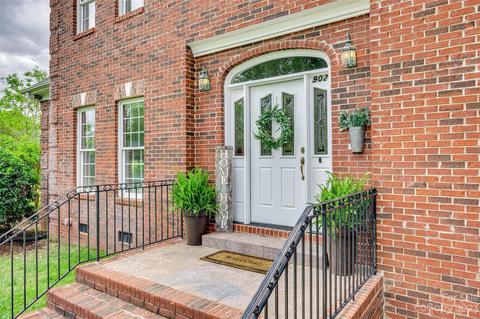 902 Haddonfield Dr, Fort Mill, SC 29708 photo 2