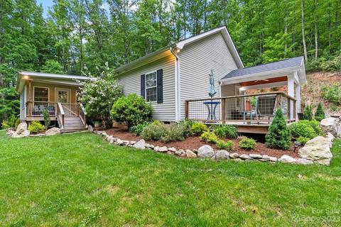 101 Bens Cove Rd, Candler, NC 28715