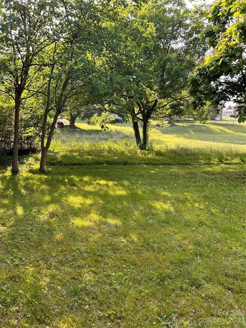 27 Th Nw Lot 2 St NW #LOT 2, Hickory, NC 28601