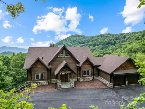 1230 Asgi Trl, Maggie Valley, NC 28751