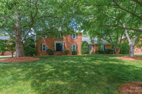 2114 Wharton Ln, Charlotte, NC 28270
