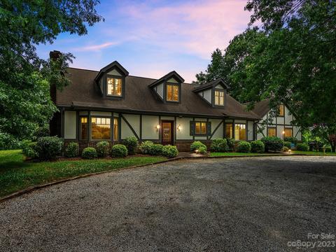 1645 Red Fox Rd, Tryon, NC 28782 photo 1