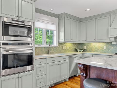 1645 Red Fox Rd, Tryon, NC 28782 photo 9