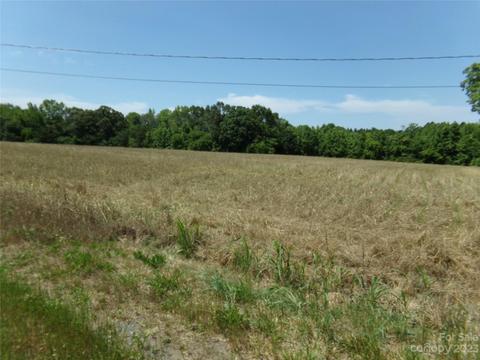 12500 Pine Bluff Rd, Midland, NC 28107 photo 3
