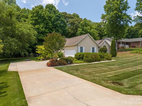409 Mooreland Dr NE, Conover, NC 28613 photo 33