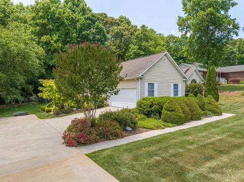 409 Mooreland Dr NE, Conover, NC 28613 photo 5