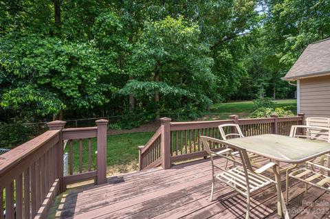 409 Mooreland Dr NE, Conover, NC 28613 photo 28