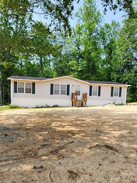 221 Watterson Rd, Grover, NC 28073