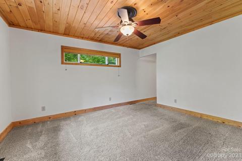 124 Laurel Hill Dr, Spruce Pine, NC 28777 photo 11