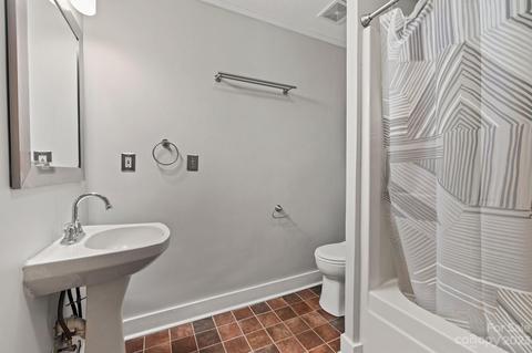 124 Laurel Hill Dr, Spruce Pine, NC 28777 photo 16