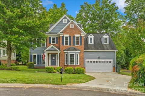 489 Runnymede Dr, Rock Hill, SC 29732