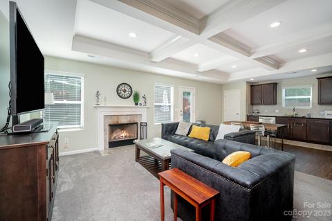 485 Amberly Cir, Pageland, SC 29728