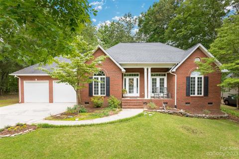 1772 Bardell St, Lancaster, SC 29720