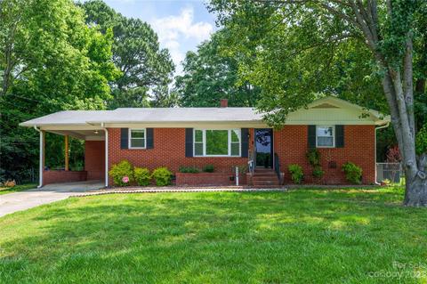524 N Buckoak St, Stanley, NC 28164