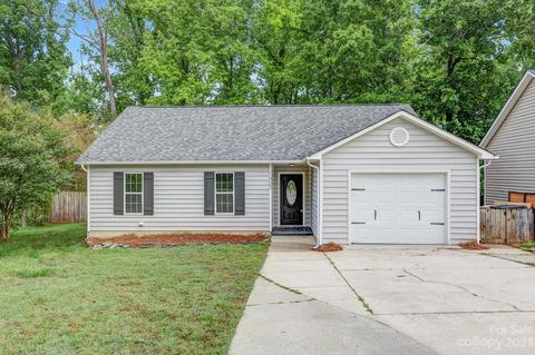 1402 Ridgewood Dr, Concord, NC 28027