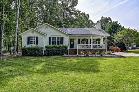 2866 Paraham Rd, York, SC 29745
