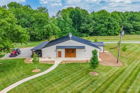 726 Frontier Rd, Clover, SC 29710 photo 38