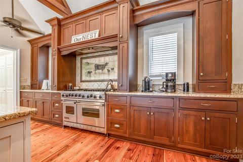 726 Frontier Rd, Clover, SC 29710 photo 11