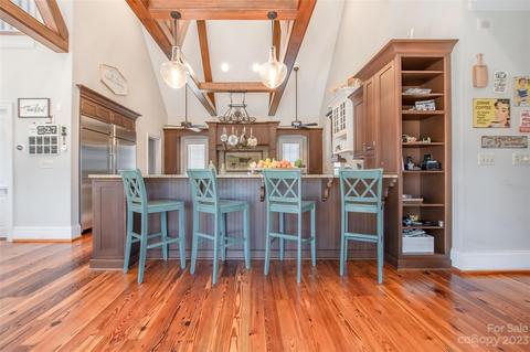726 Frontier Rd, Clover, SC 29710 photo 8