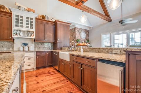 726 Frontier Rd, Clover, SC 29710 photo 13