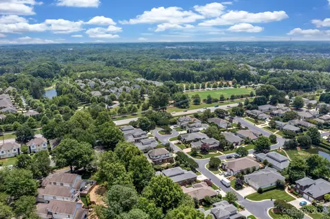 17802 Mesa Range Dr, Cornelius, NC 28031 photo 4
