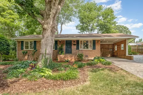 113 Manor Cir, Mooresville, NC 28115