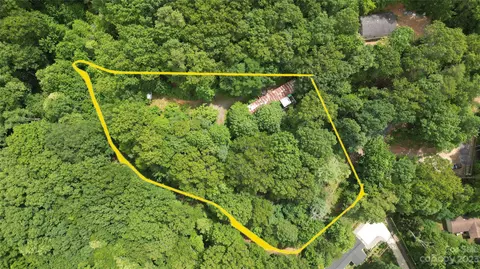 139 Huntley Dr, Asheville, NC 28803