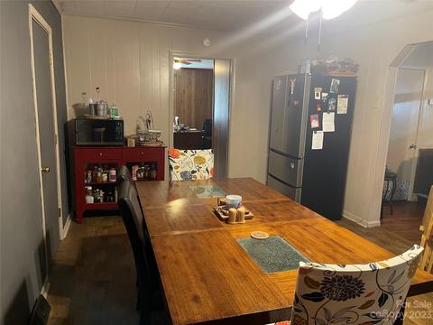 536 Devine St, Chester, SC 29706 photo 8