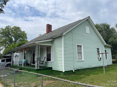 536 Devine St, Chester, SC 29706 photo 3