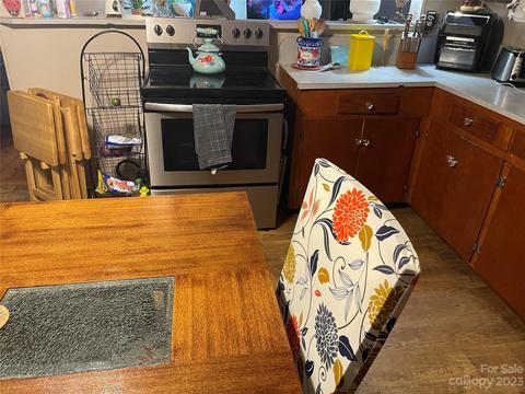 536 Devine St, Chester, SC 29706 photo 7