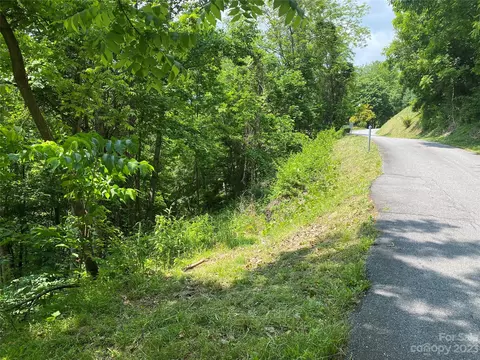 Grandview Cliff Heights, Maggie Valley, NC 28751