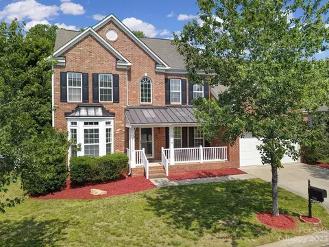 2118 Southridge Dr, Belmont, NC 28012