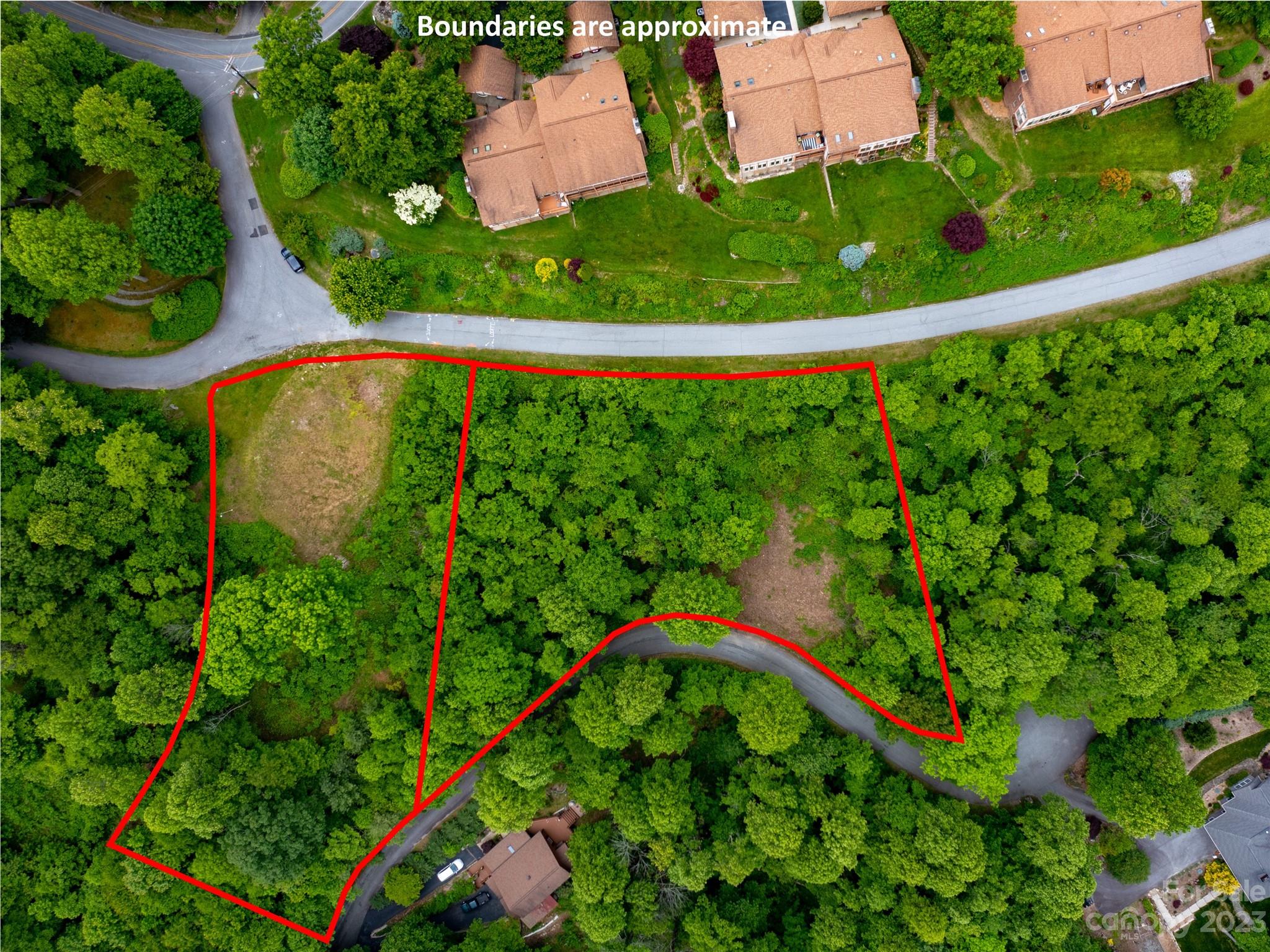 252 Pinewood Lot A B Cir Unit LOT A B  