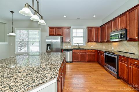 105 Mills Ln, Fort Mill, SC 29708 photo 13