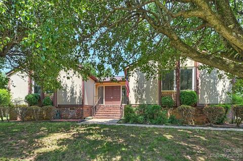 4081 Point Clear Dr, Tega Cay, SC 29708
