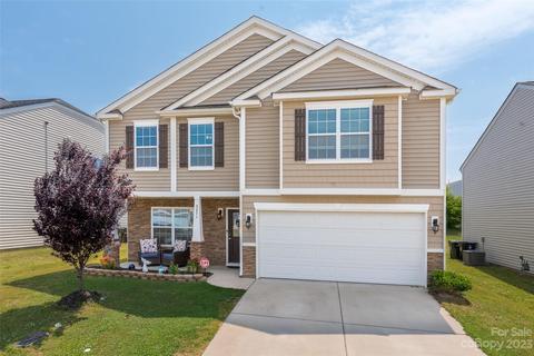 3271 Runneymede St, Concord, NC 28027